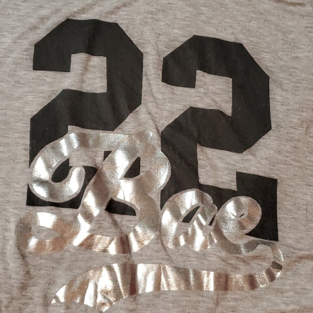 Shirt - Picture 2 of 3